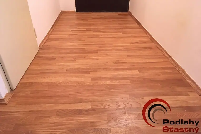 Renovace dřevěných masivních podlah a parket