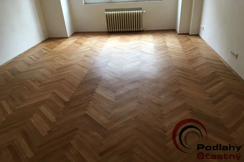 Renovace dřevěných masivních podlah a parket