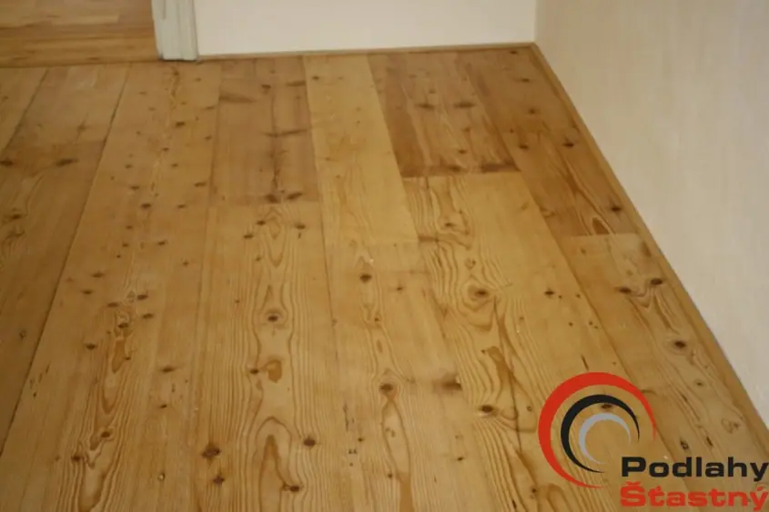 Renovace dřevěných masivních podlah a parket