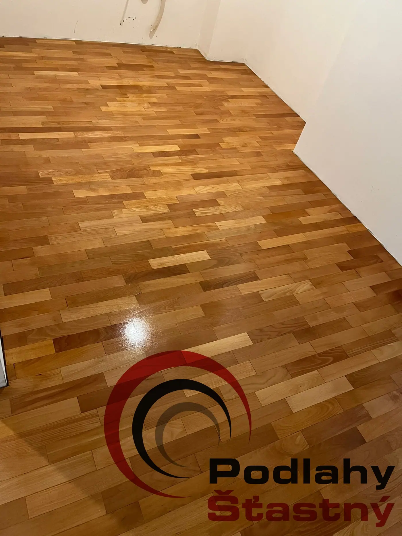 Masivní dřevěné parkety