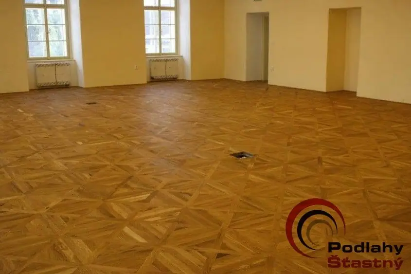 Renovace dřevěných masivních podlah a parket