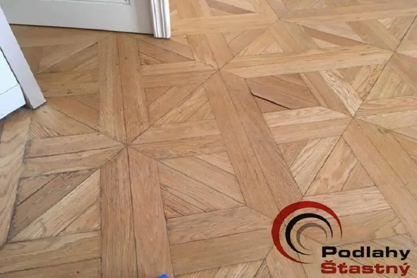 Renovace dřevěných masivních podlah a parket