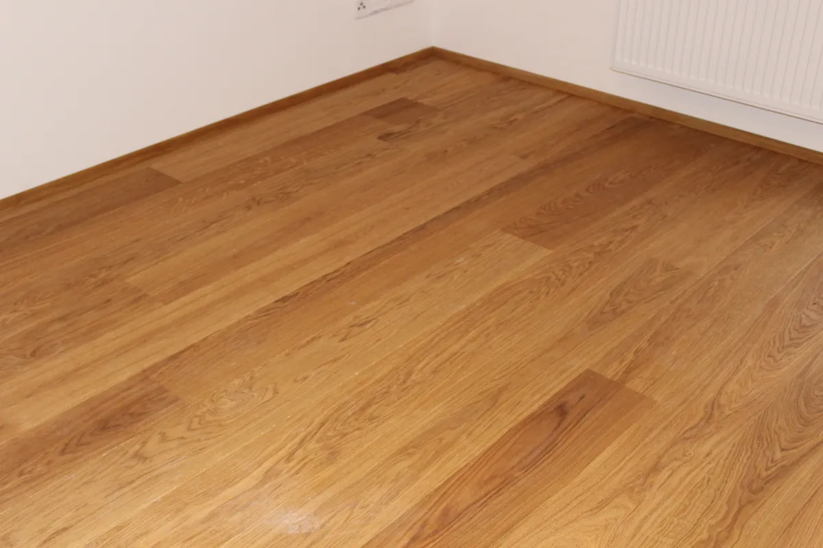 Realizace: masivní dubová prkna, olejovaný povrch